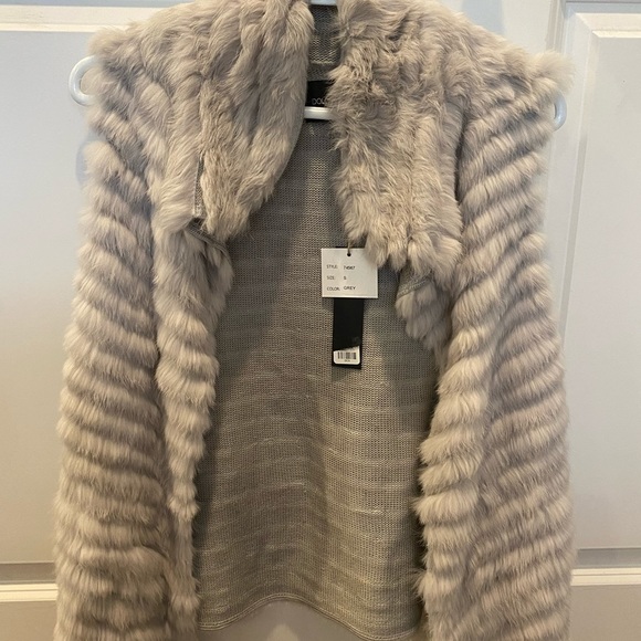 Dolce Cabo Rabbit Fur Grooved Open Vest - Picture 2 of 9